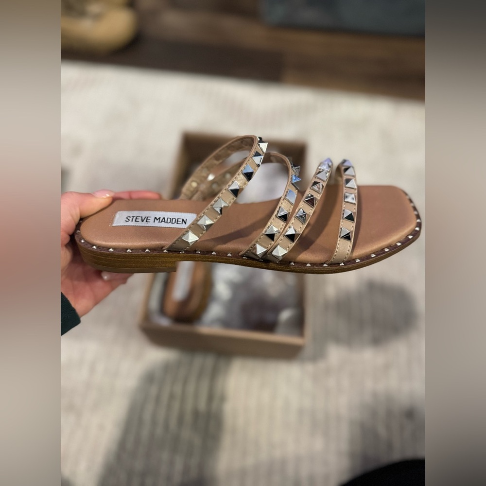 Steve Madden Sandal Size 7